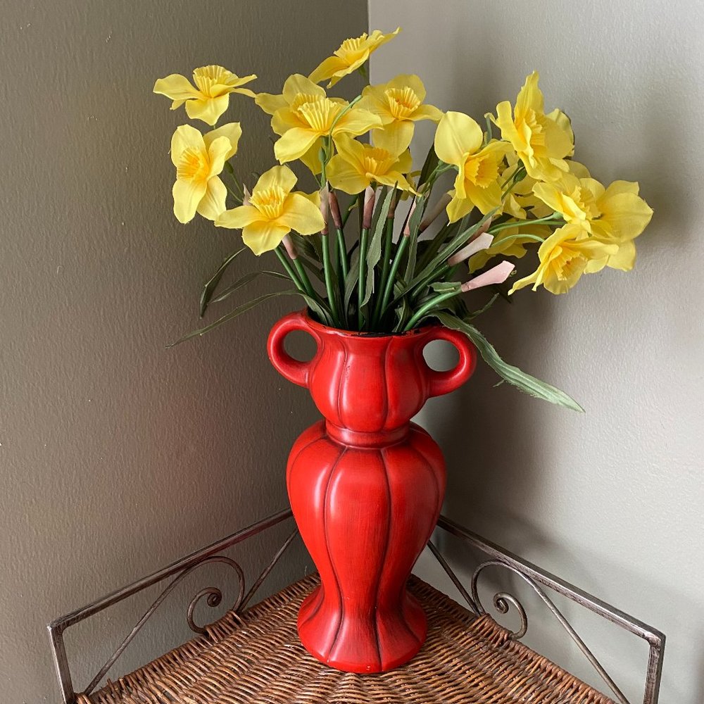 Royal Haeger Orange Vase USA.  11-3/4" Tall.  Planter pottery decor art flowers